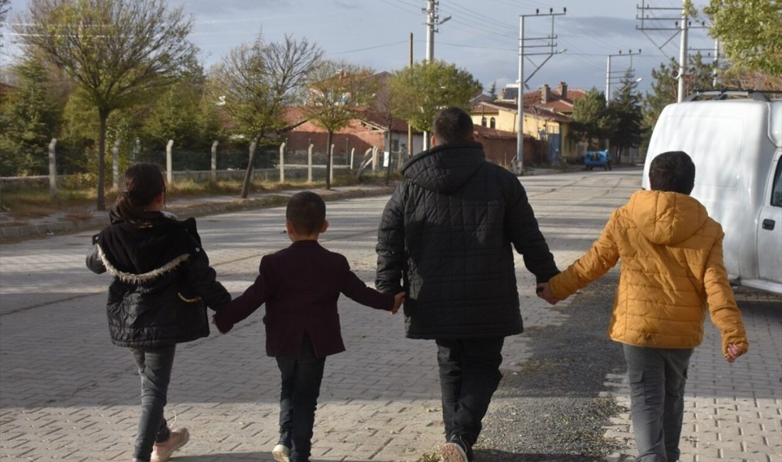 Afyonkarahisar'da üç elti, koruyucu