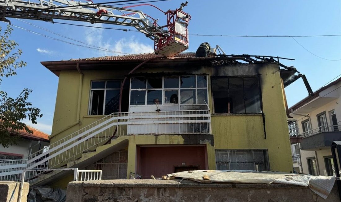 Aksaray'daki yangında baba ve