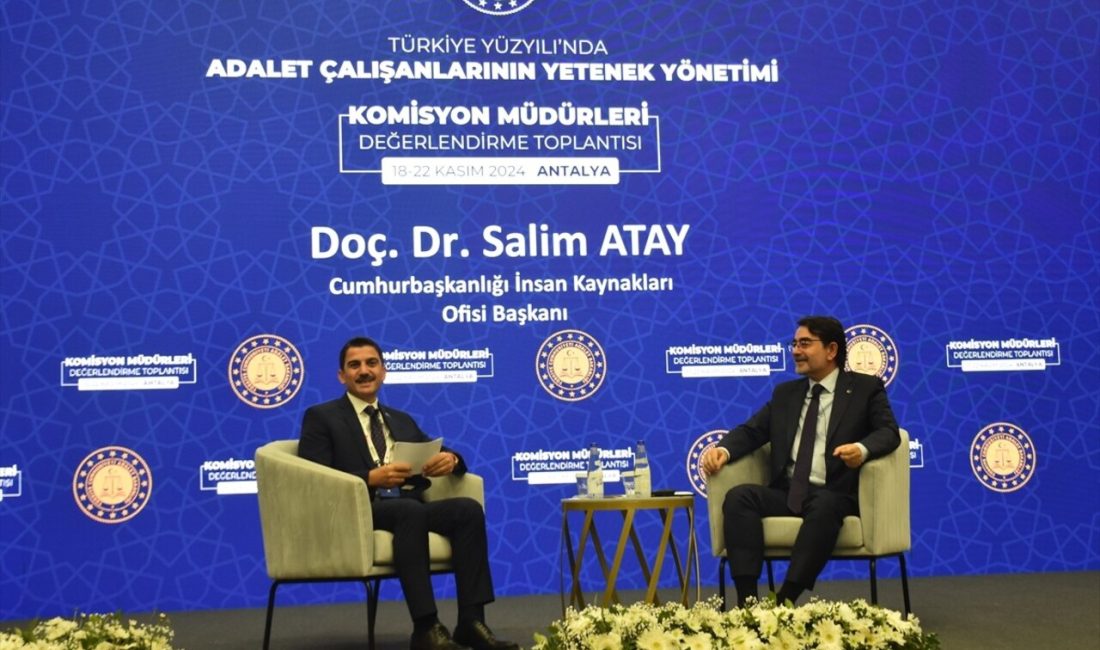 Antalya'da düzenlenen toplantıda Adalet