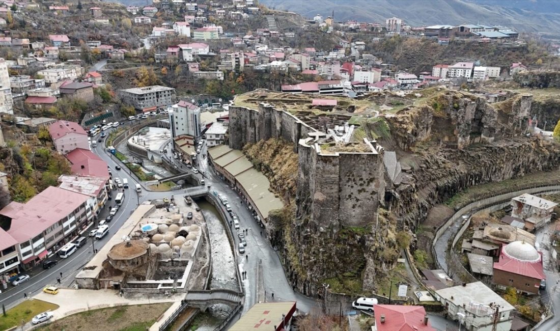 Bitlis Kalealtı Çarşısı ve