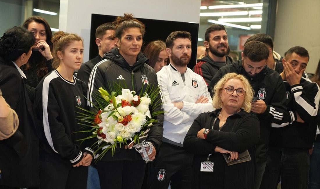 Hasan Arat, Beşiktaş Kulübü'nden