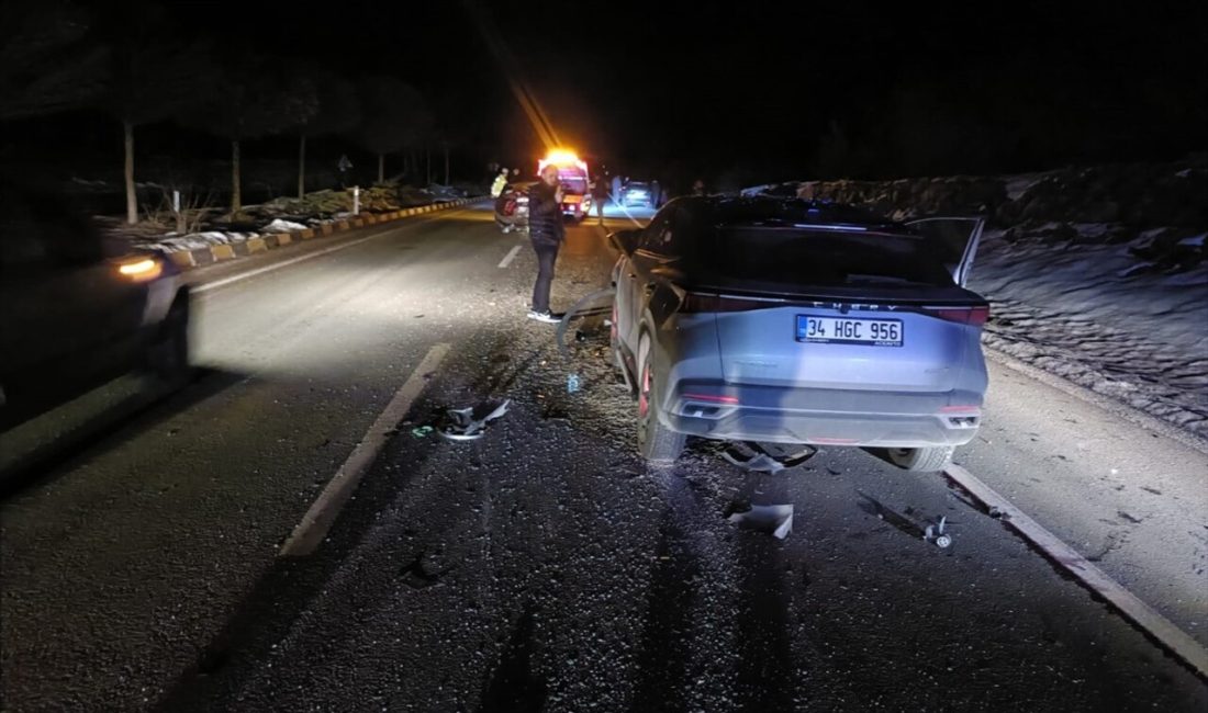 Karabük'te cipin arızalanan otomobile