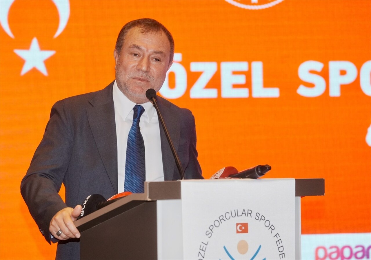 Gençlik ve Spor Bakanı Dr. Osman Aşkın Bak, Türkiye Özel Sporcular Spor Federasyonu (TÖSSFED)...