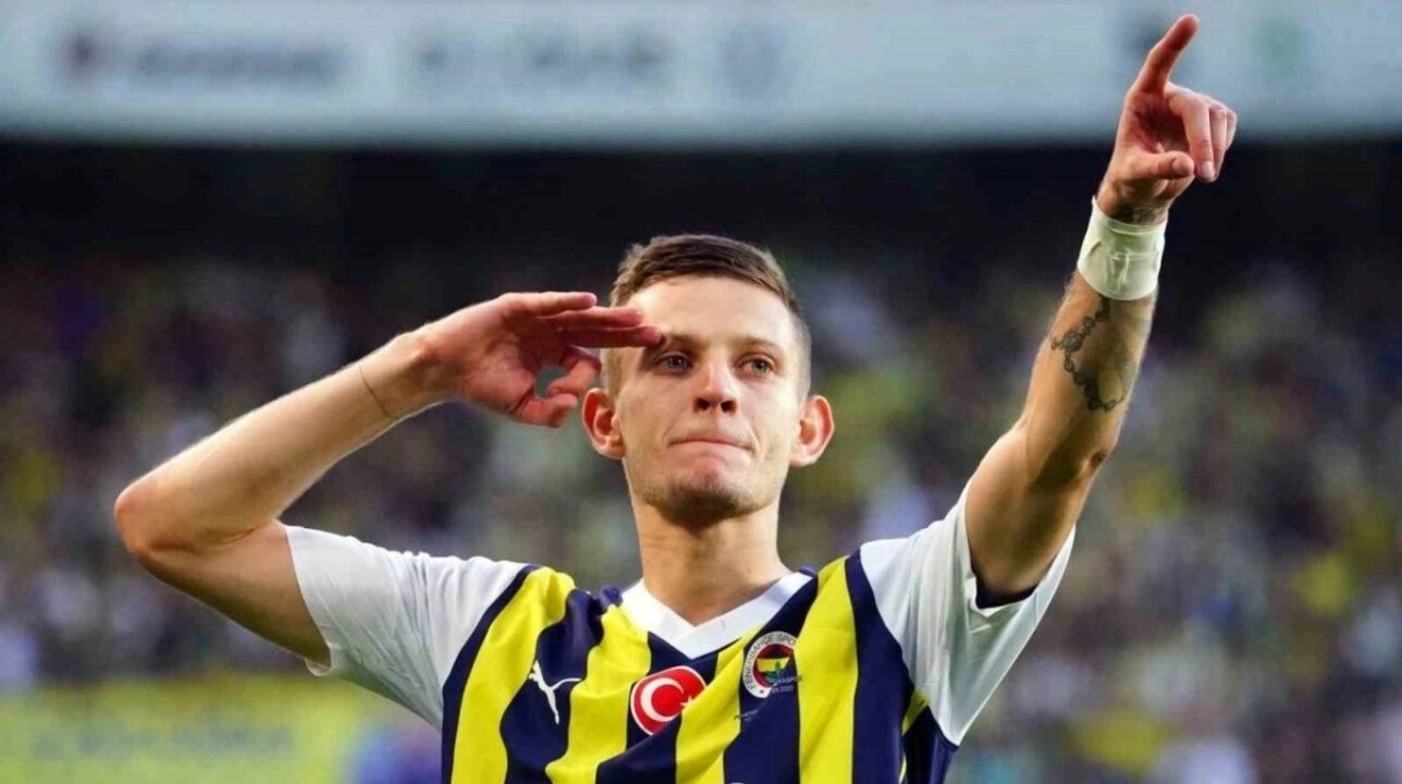 Fenerbahçe 3 yıldız oyuncusundan vazgeçiyor